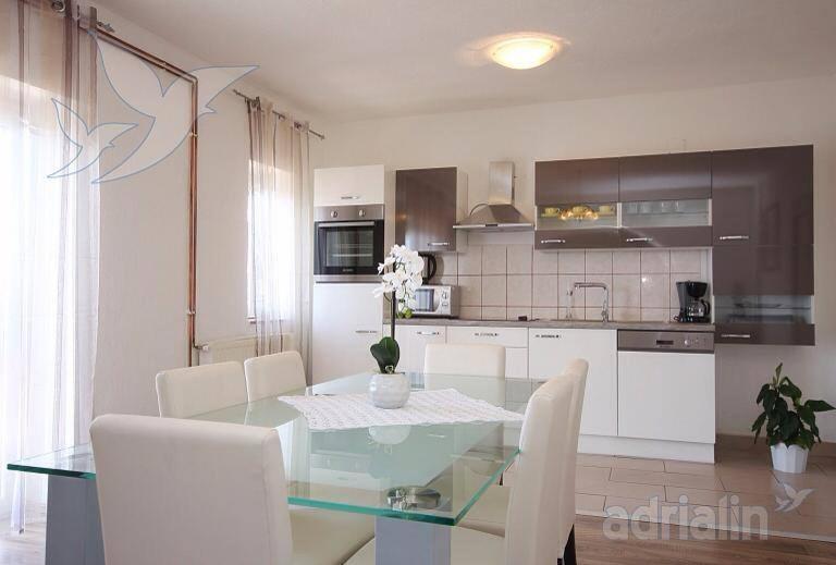 Apartman Lopac Apartment Сен Екстериор снимка